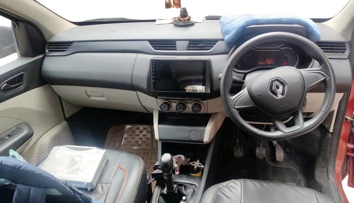 2020 Renault TRIBER RXE MT, Petrol, Manual, 53,751 km, interior