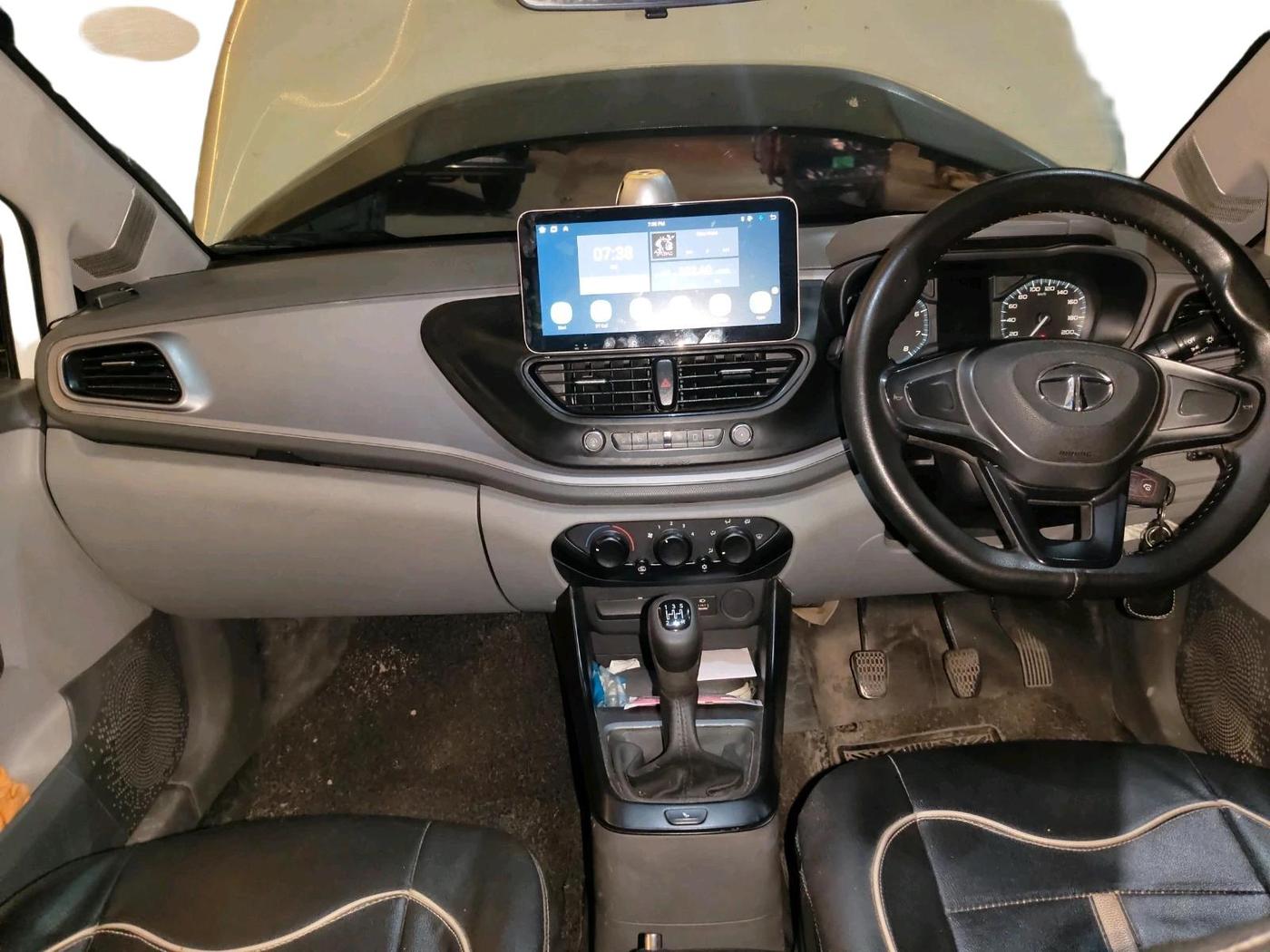 2021 Tata ALTROZ XE PETROL, CNG, Manual, 59,887 km, interior
