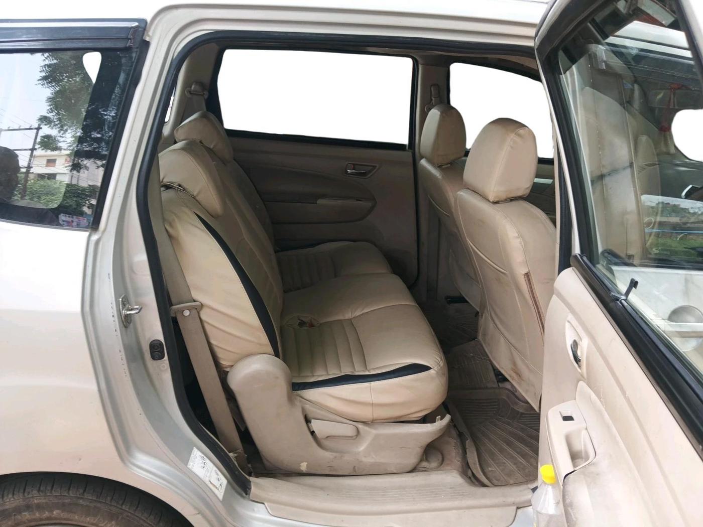 2017 Maruti Ertiga VXI CNG, CNG, Manual, 1,16,189 km, interior