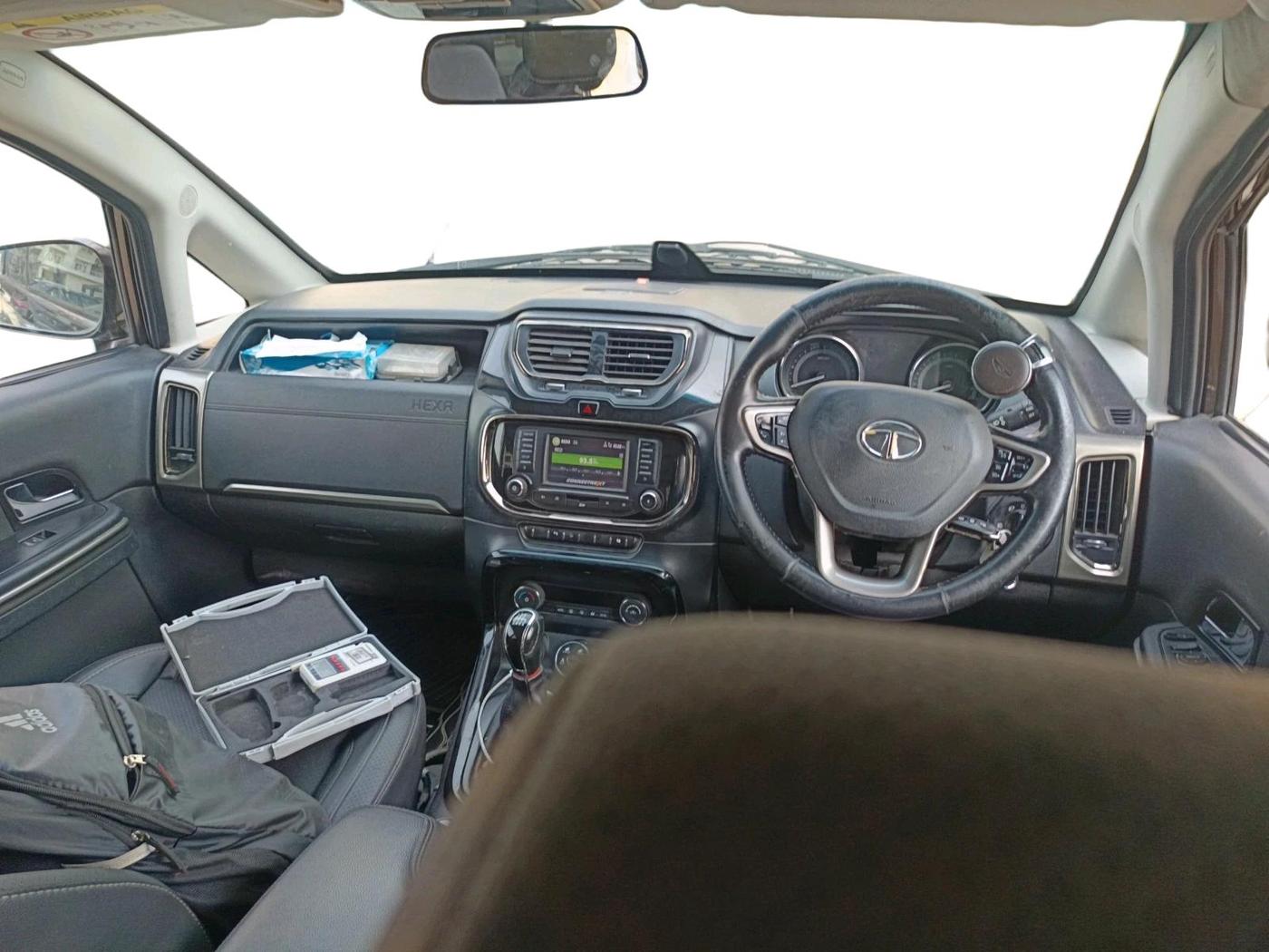 2018 Tata Hexa XT 4X2 6 STR, Diesel, Manual, 1,69,561 km, interior