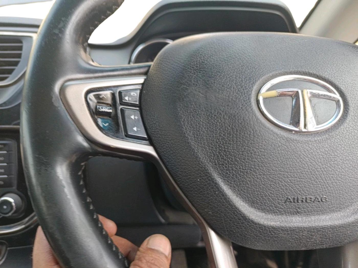 2018 Tata Hexa XT 4X2 6 STR, Diesel, Manual, 1,69,561 km, interior