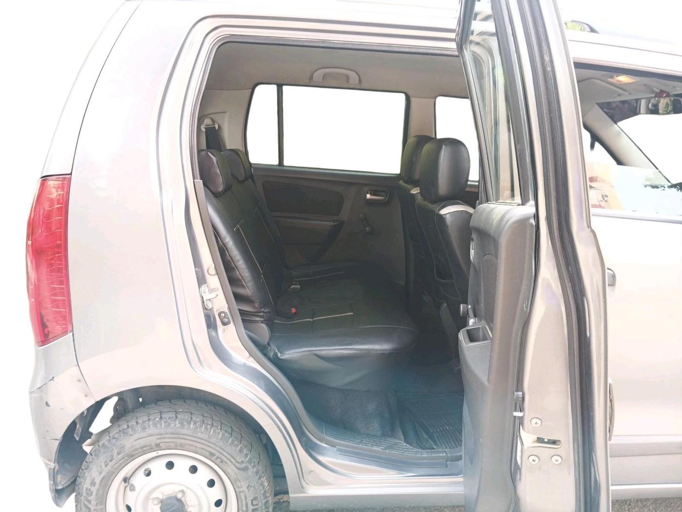 2012 Maruti Wagon R 1.0 LXI, Petrol, Manual, 47,980 km, interior