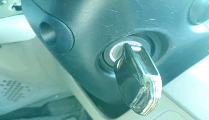 2019 Tata NEXON XM PETROL, CNG, Manual, 98,434 km, interior