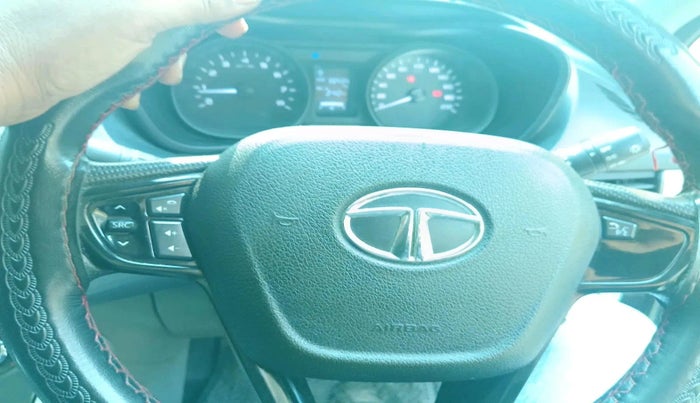 2019 Tata NEXON XM PETROL, CNG, Manual, 98,434 km, interior