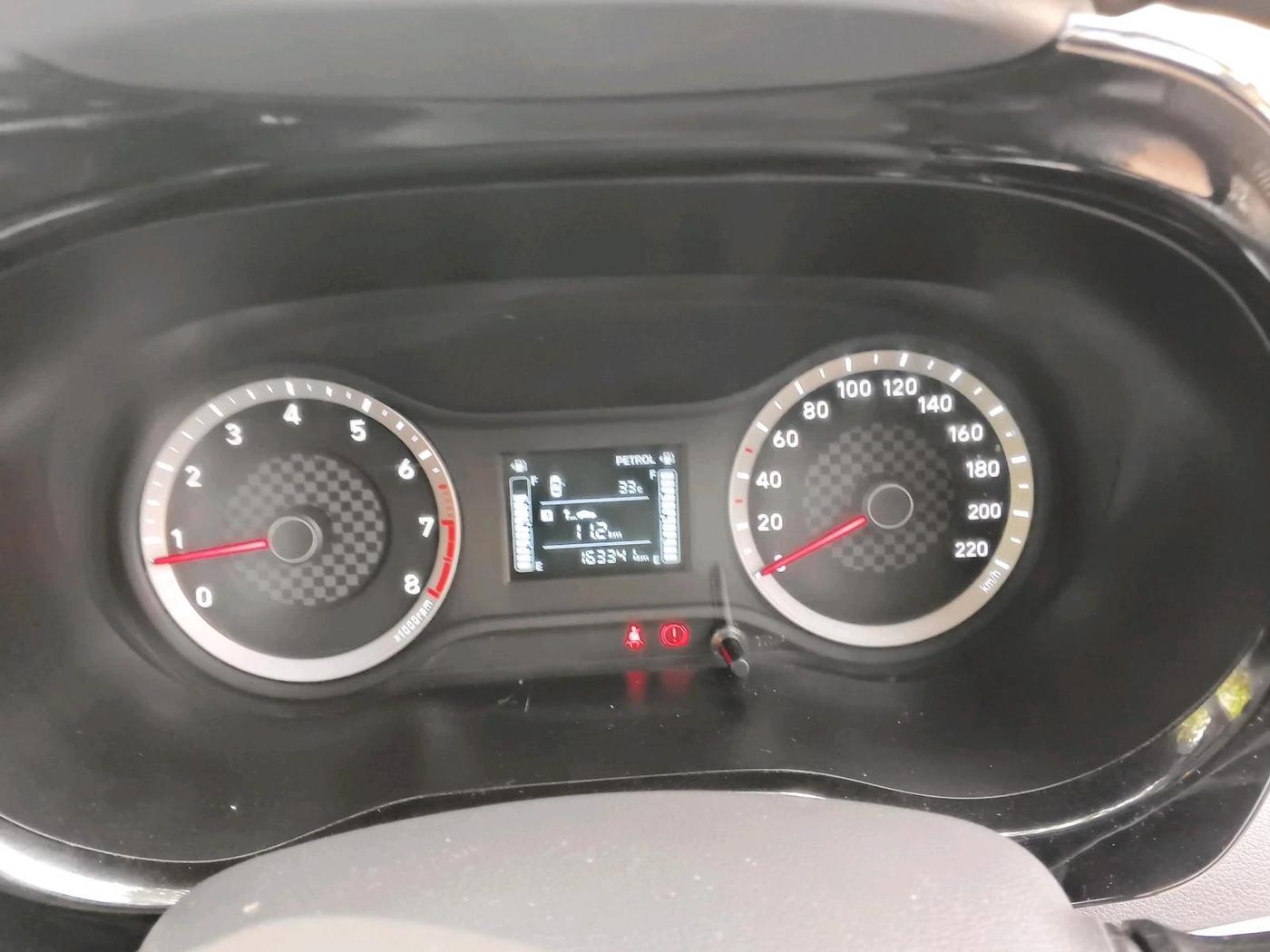 2022 Hyundai GRAND I10 NIOS SPORTZ 1.2 KAPPA VTVT CNG, CNG, Manual, 1,63,341 km, interior