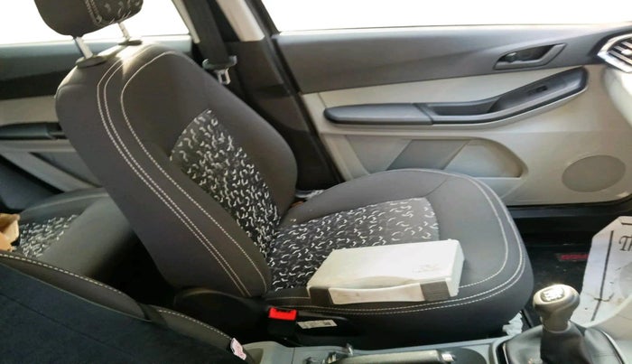 2023 Tata Tiago XT PETROL, Petrol, Manual, 71,234 km, interior