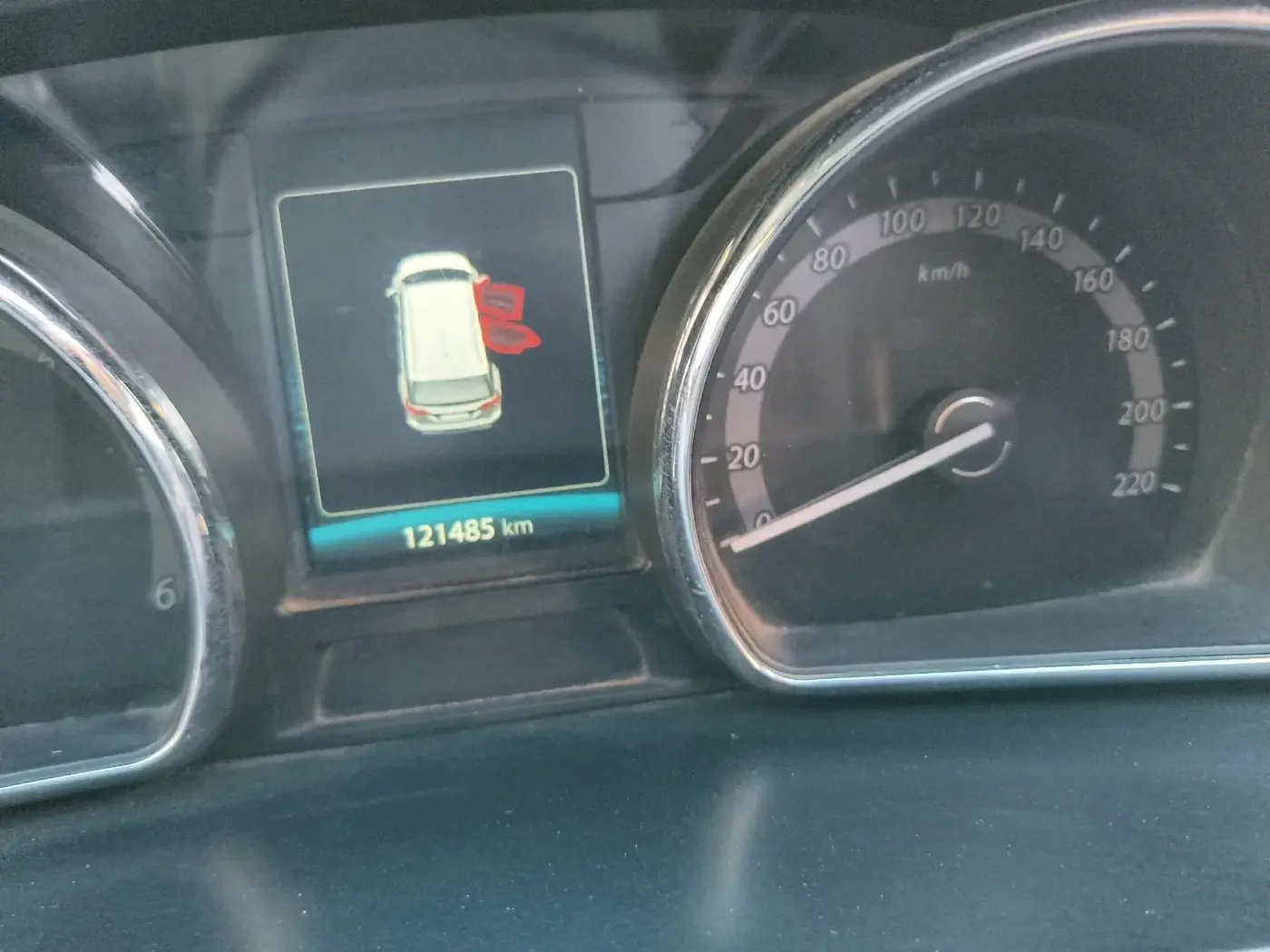 2018 Tata Hexa XTA 4X2 6 STR, Diesel, Automatic, 1,21,485 km, interior