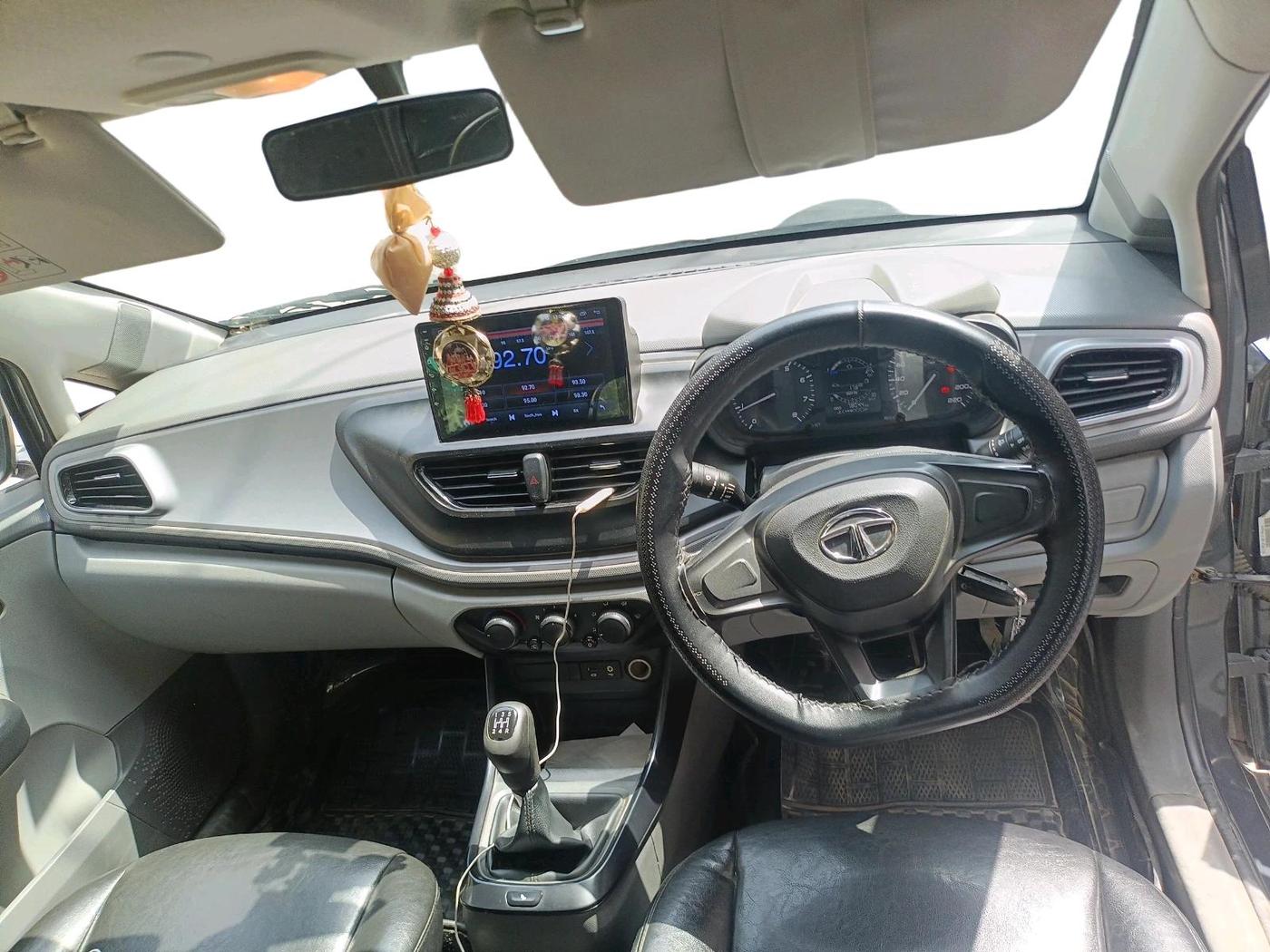 2020 Tata ALTROZ XE PETROL, Petrol, Manual, 78,044 km, interior