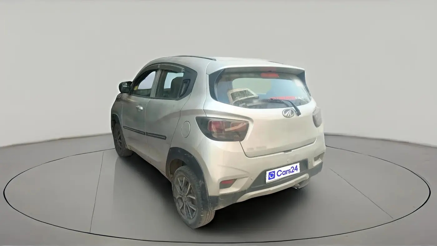 2017 Mahindra KUV 100 NXT K8 D 6 STR, Diesel, Manual, 2,20,713 km, exterior