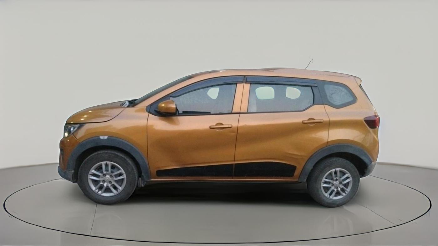 2020 Renault TRIBER RXL MT, Petrol, Manual, 1,31,841 km, exterior