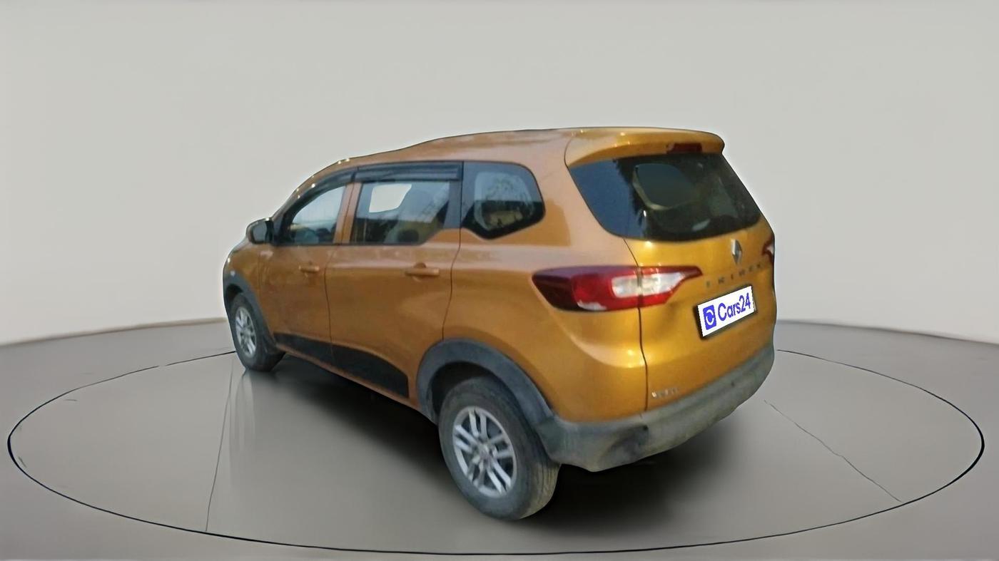 2020 Renault TRIBER RXL MT, Petrol, Manual, 1,31,841 km, exterior