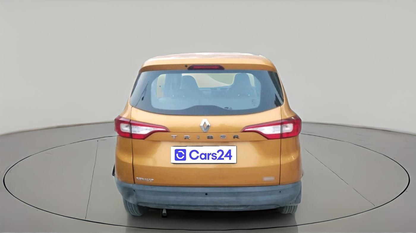 2020 Renault TRIBER RXL MT, Petrol, Manual, 1,31,841 km, exterior