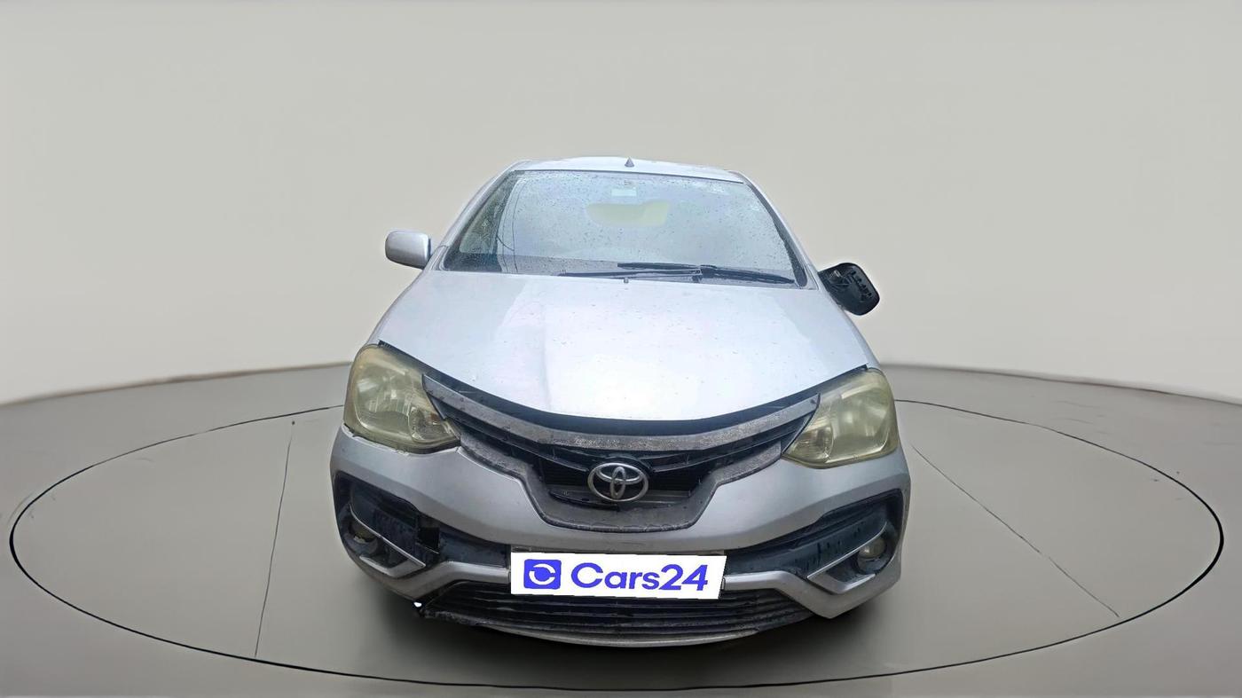 2011 Toyota Etios V, Petrol, Manual, 1,78,132 km, exterior