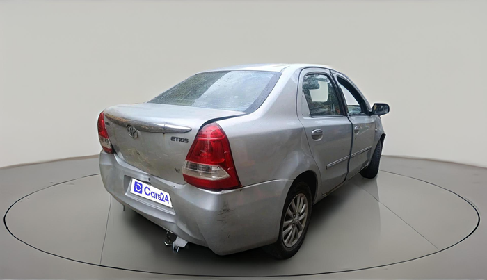 2011 Toyota Etios V, Petrol, Manual, 1,78,132 km, exterior