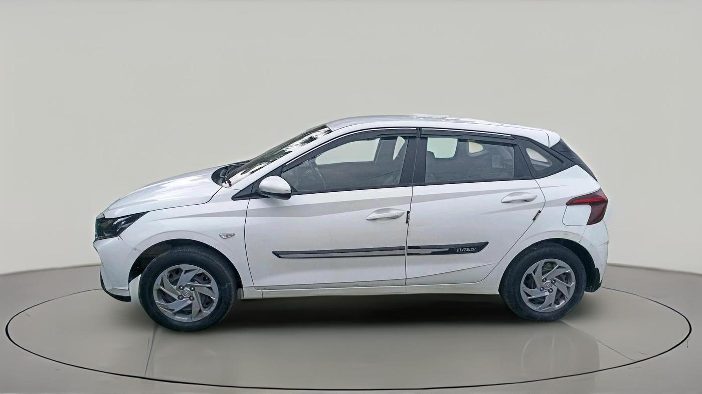 2021 Hyundai NEW I20 MAGNA 1.2 MT, Petrol, Manual, 19,343 km, exterior