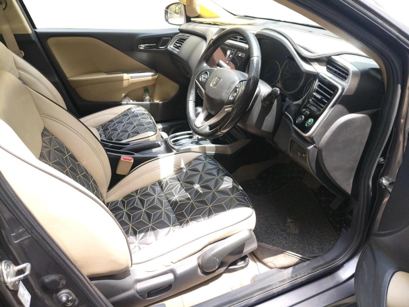 2017 Honda City 1.5L I-VTEC ZX CVT, Petrol, Automatic, 1,35,130 km, interior