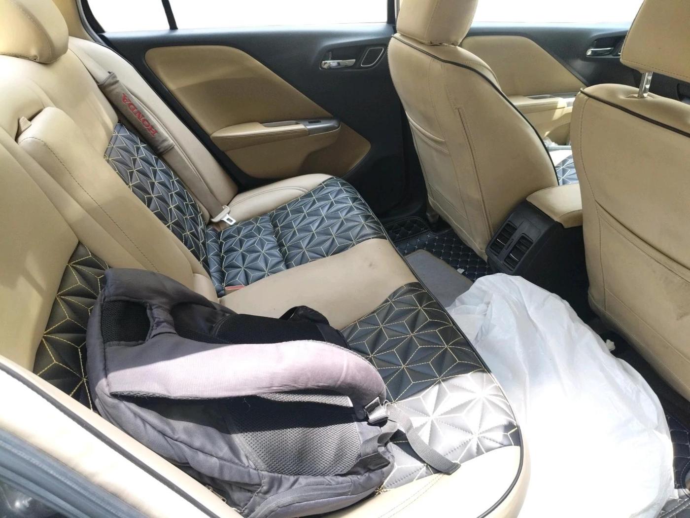 2017 Honda City 1.5L I-VTEC ZX CVT, Petrol, Automatic, 1,35,130 km, interior