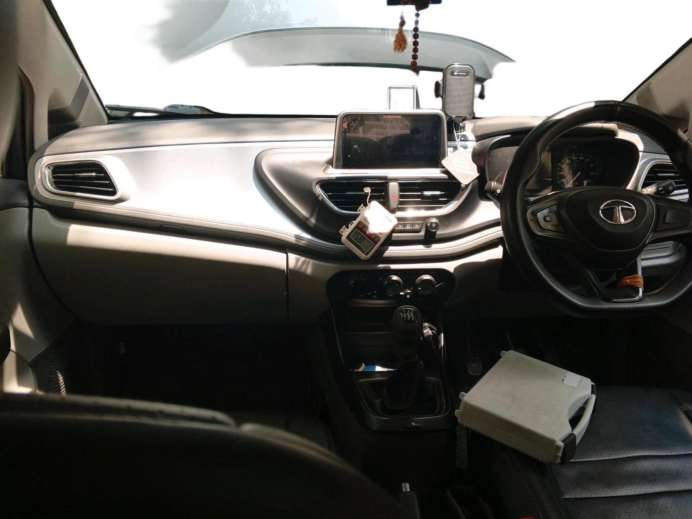 2020 Tata ALTROZ XM PETROL, Petrol, Manual, 94,699 km, interior