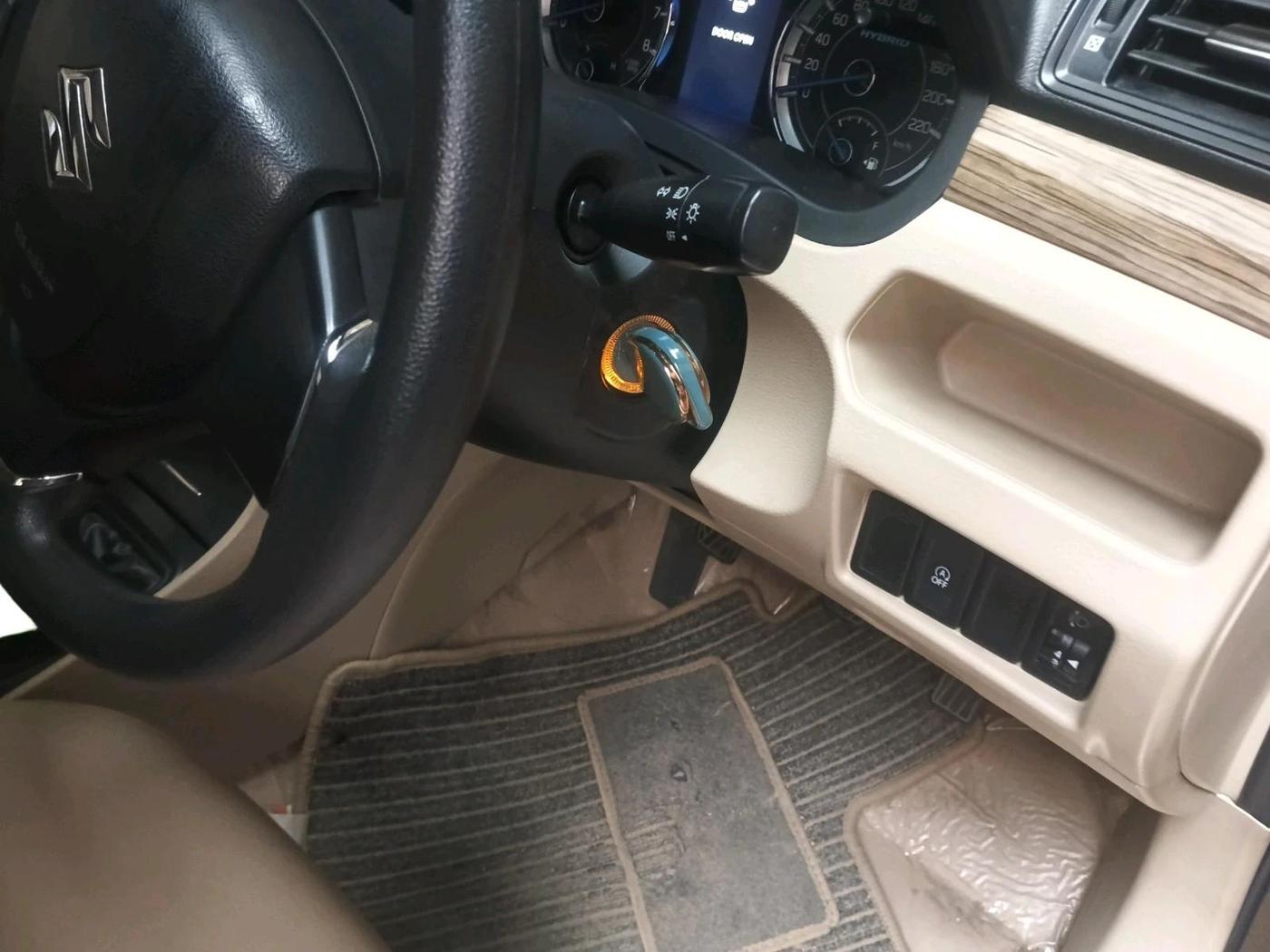 2021 Maruti Ciaz SIGMA 1.5 SHVS MT  PETROL, Petrol, Manual, 12,695 km, interior