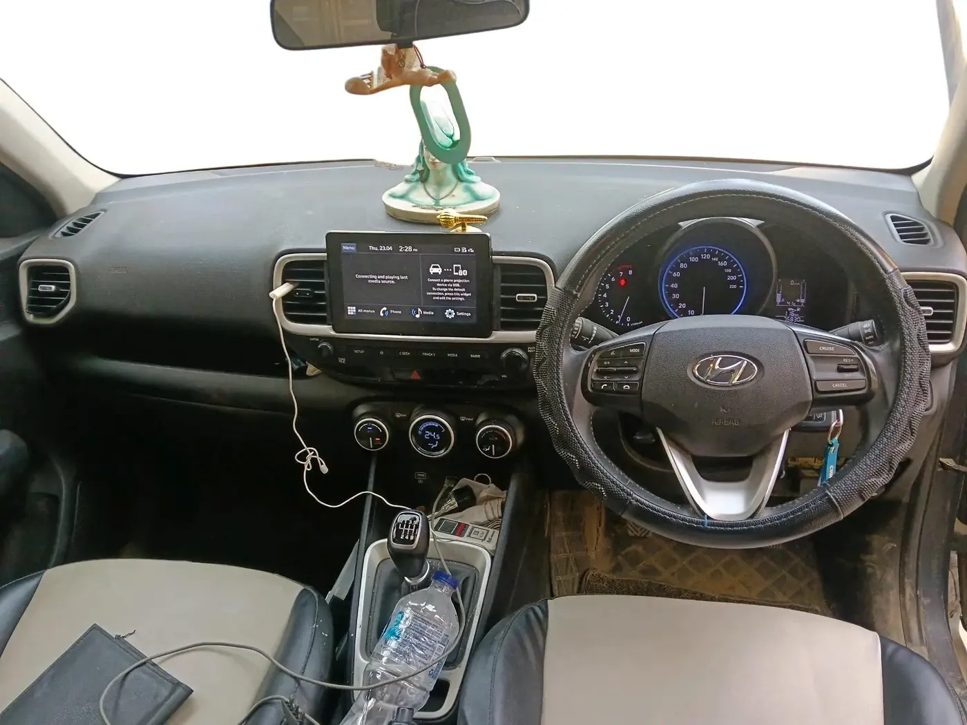 2020 Hyundai VENUE SX 1.0 TURBO, Petrol, Manual, 76,830 km, interior