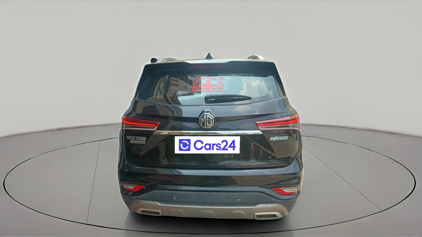 2022 MG HECTOR PLUS SHARP 1.5 PETROL TURBO HYBRID MT 6-STR, Petrol, Manual, 32,113 km, exterior