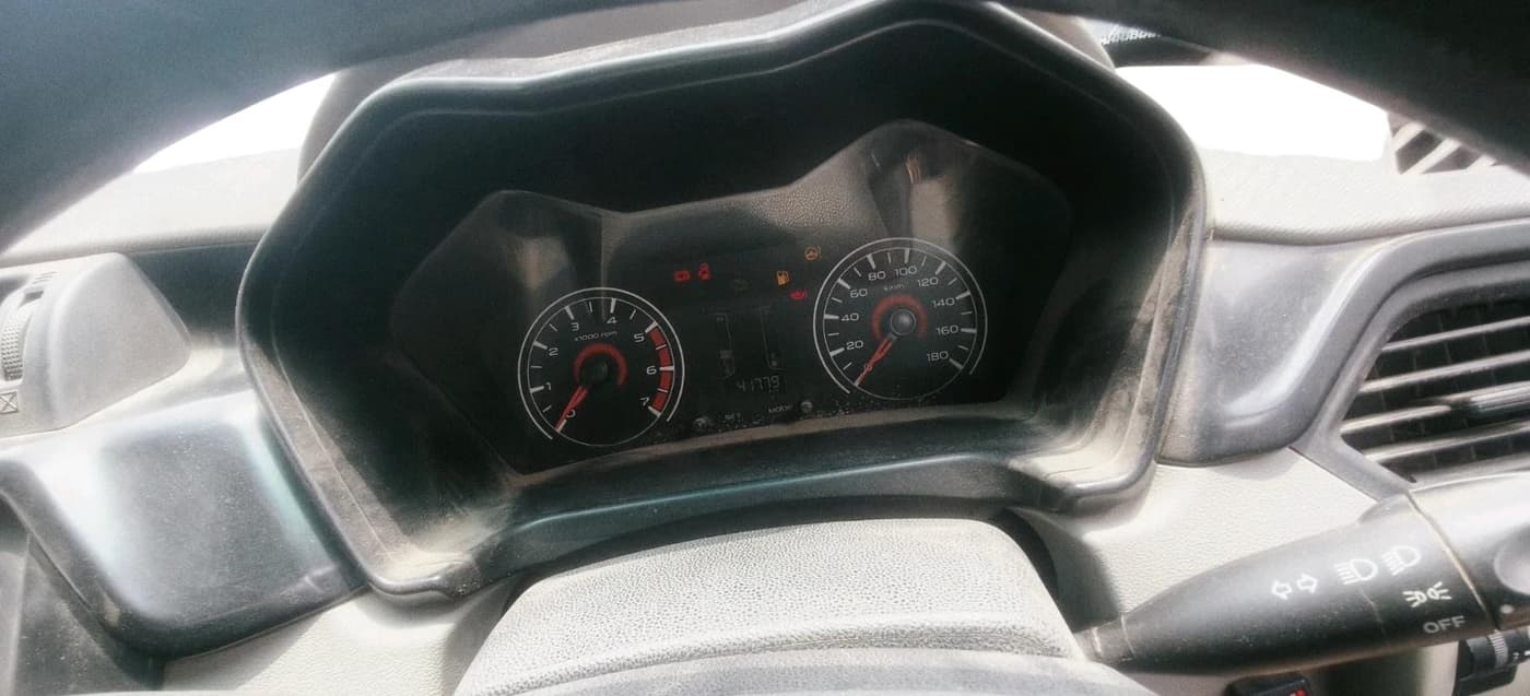 2017 Mahindra Kuv100 K2 6 STR, CNG, Manual, 41,779 km, interior