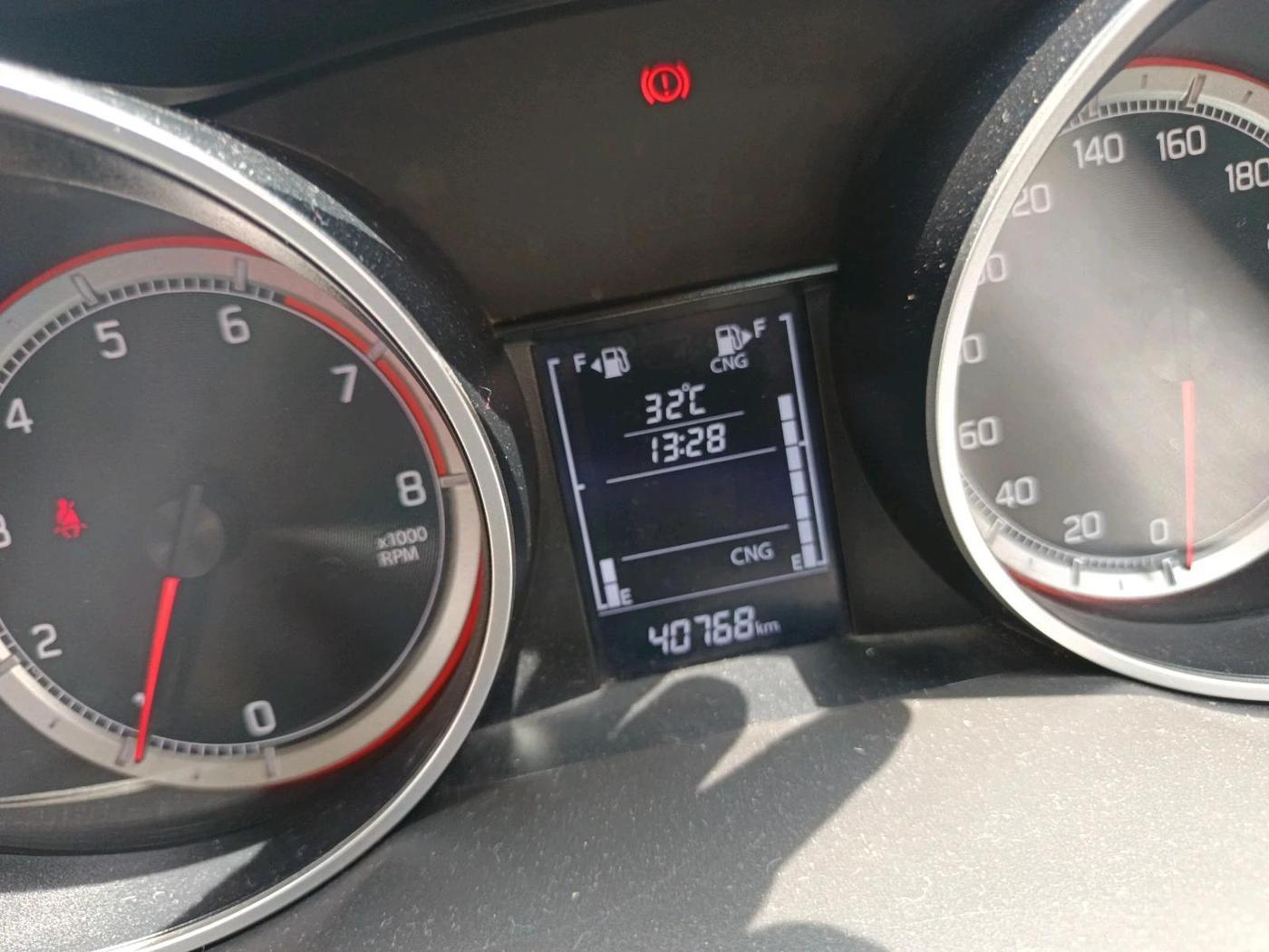2023 Maruti Swift ZXI CNG, CNG, Manual, 40,768 km, interior