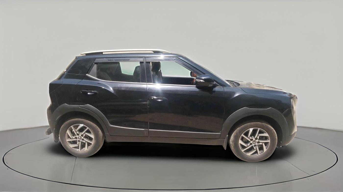 2025 Mahindra XUV 3XO MX1 1.2 L TCMPFi, Petrol, Manual, 2,294 km, exterior