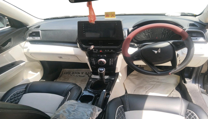 2025 Mahindra XUV 3XO MX1 1.2 L TCMPFi, Petrol, Manual, 2,294 km, interior