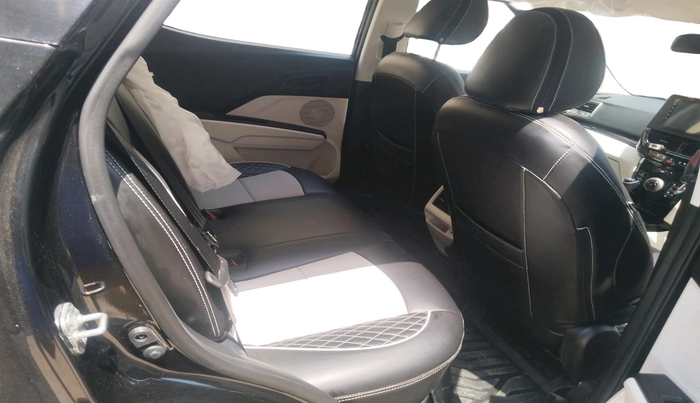 2025 Mahindra XUV 3XO MX1 1.2 L TCMPFi, Petrol, Manual, 2,294 km, interior