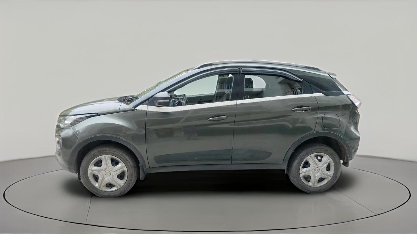 2021 Tata NEXON XM SUNROOF DIESEL, Diesel, Manual, 1,16,569 km, exterior