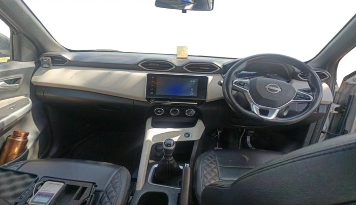 2022 Nissan MAGNITE XV MT, Petrol, Manual, 55,038 km, interior