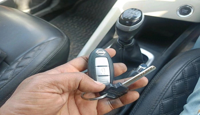 2022 Nissan MAGNITE XV MT, Petrol, Manual, 55,038 km, interior