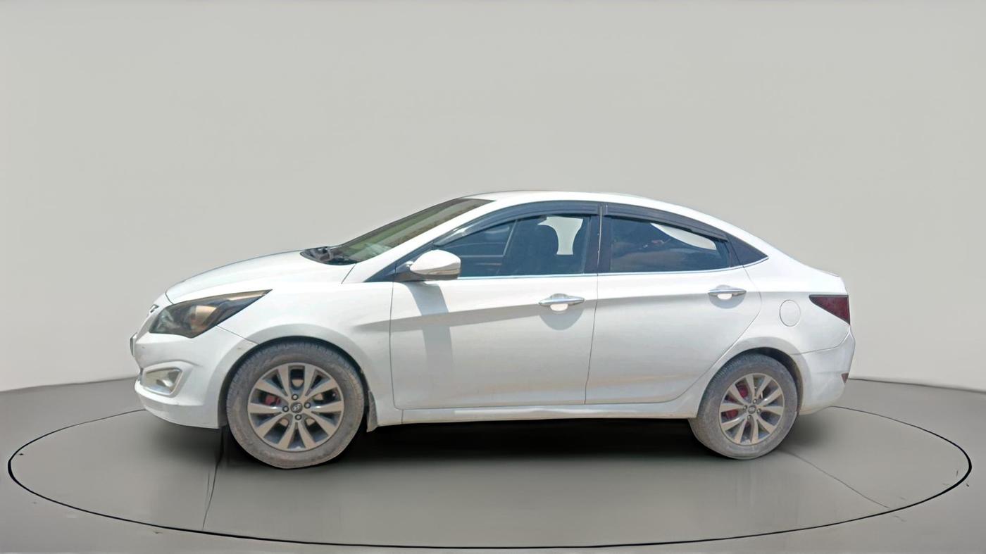 2015 Hyundai Verna FLUIDIC 4S 1.6 VTVT S(O), CNG, Manual, 78,678 km, exterior