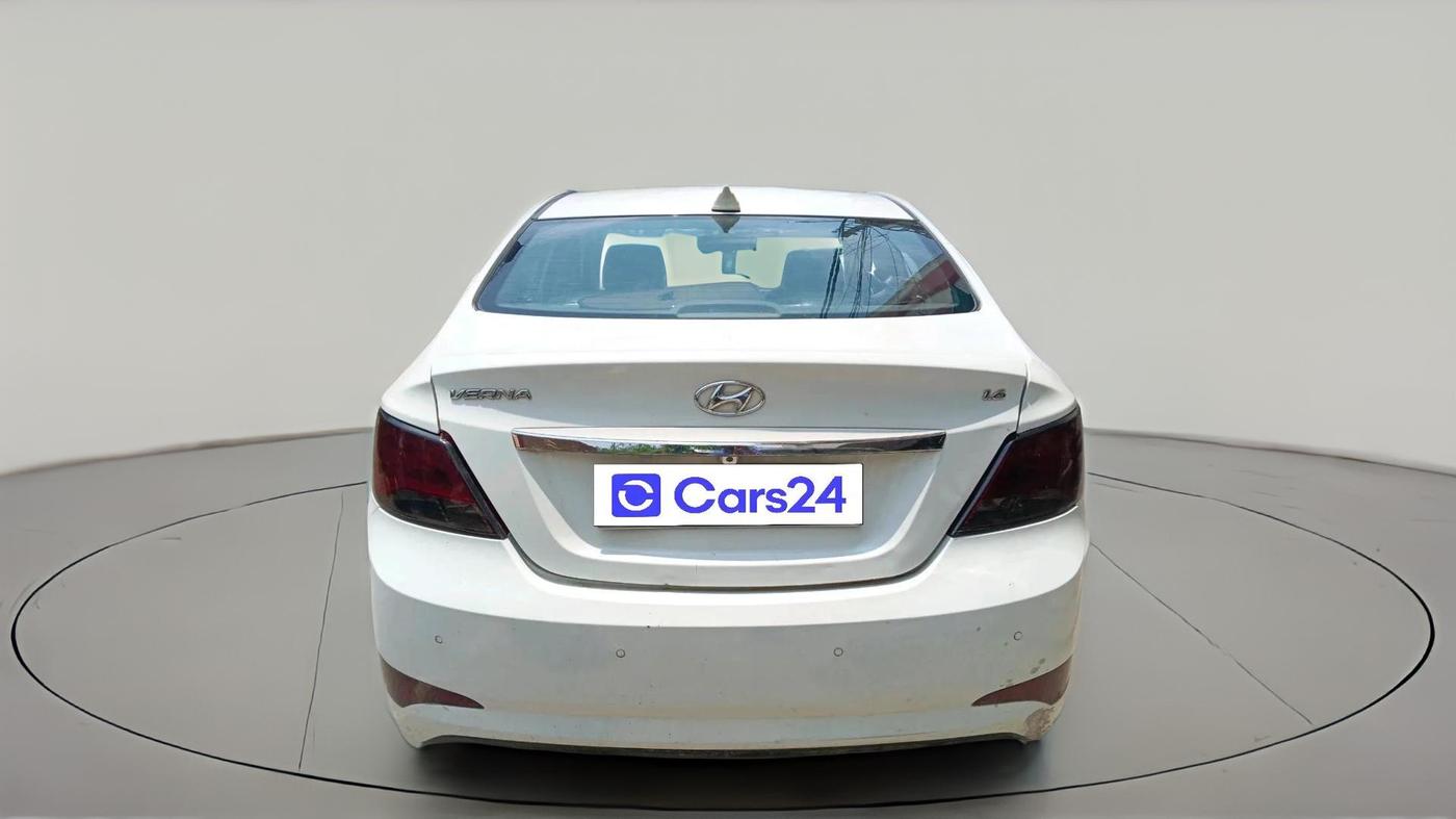 2015 Hyundai Verna FLUIDIC 4S 1.6 VTVT S(O), CNG, Manual, 78,678 km, exterior
