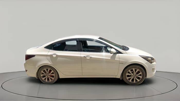 2015 Hyundai Verna FLUIDIC 4S 1.6 VTVT S(O), CNG, Manual, 78,678 km, exterior