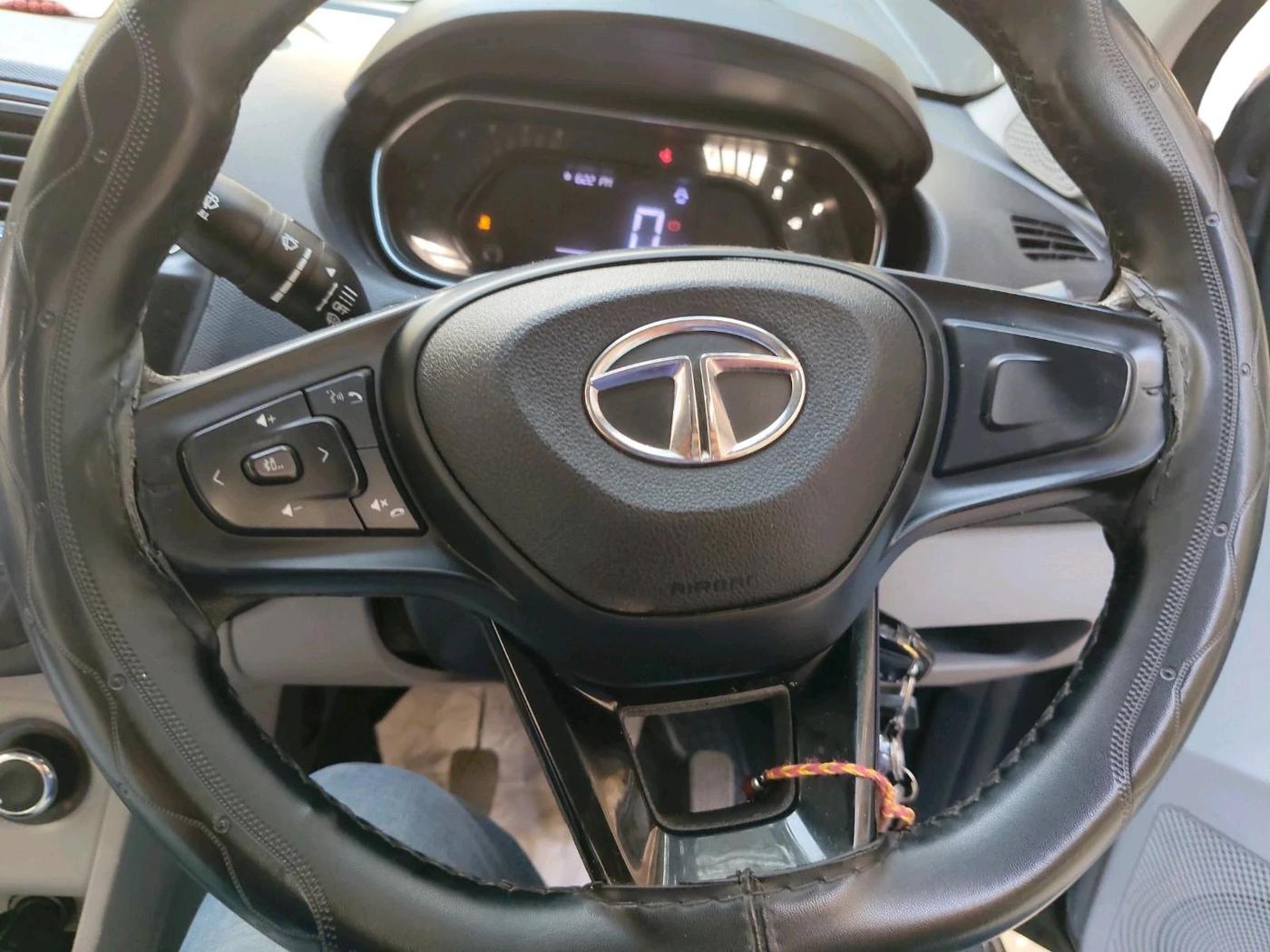 2023 Tata Tiago XT CNG, CNG, Manual, 34,614 km, interior