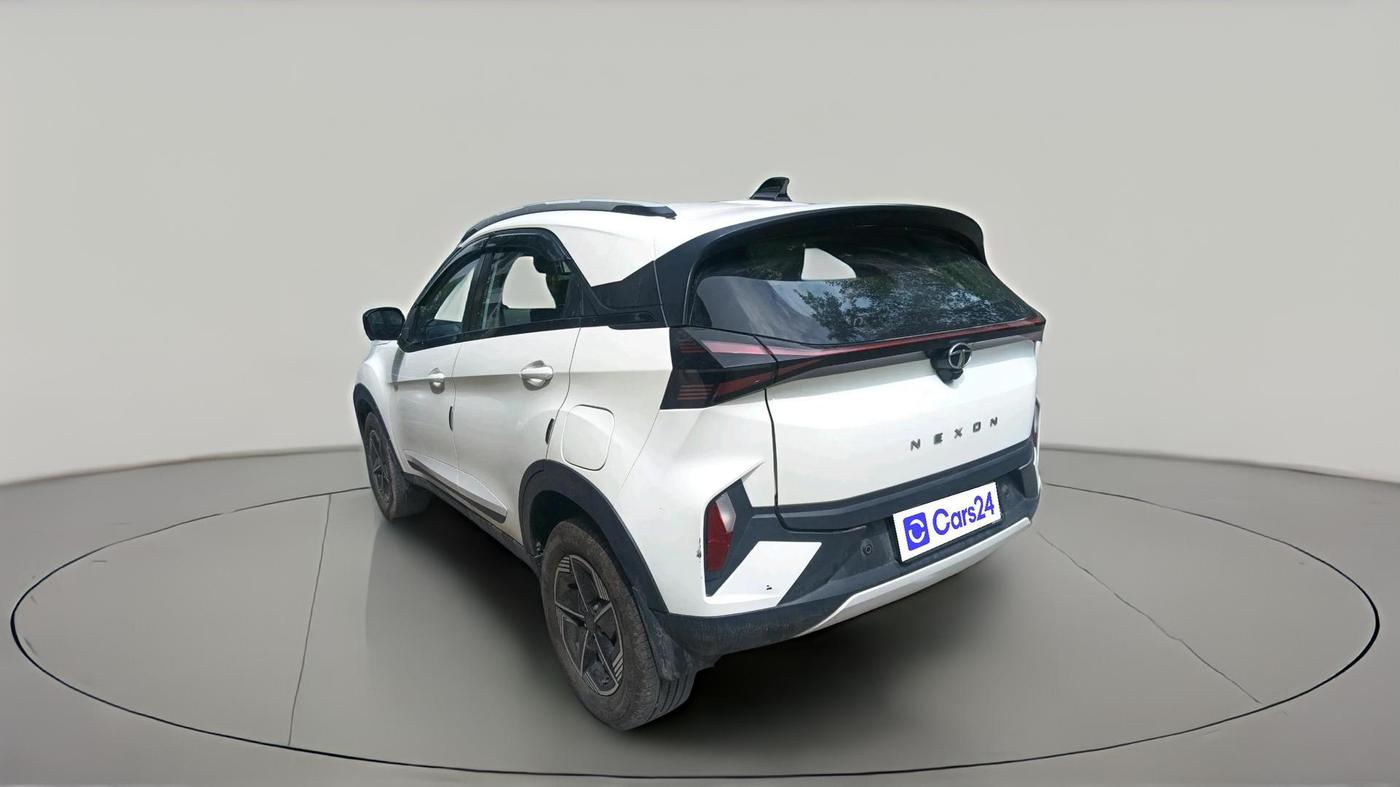2023 Tata NEXON CREATIVE+ SUNROOF AMT 1.2 PETROL, Petrol, Automatic, 17,970 km, exterior