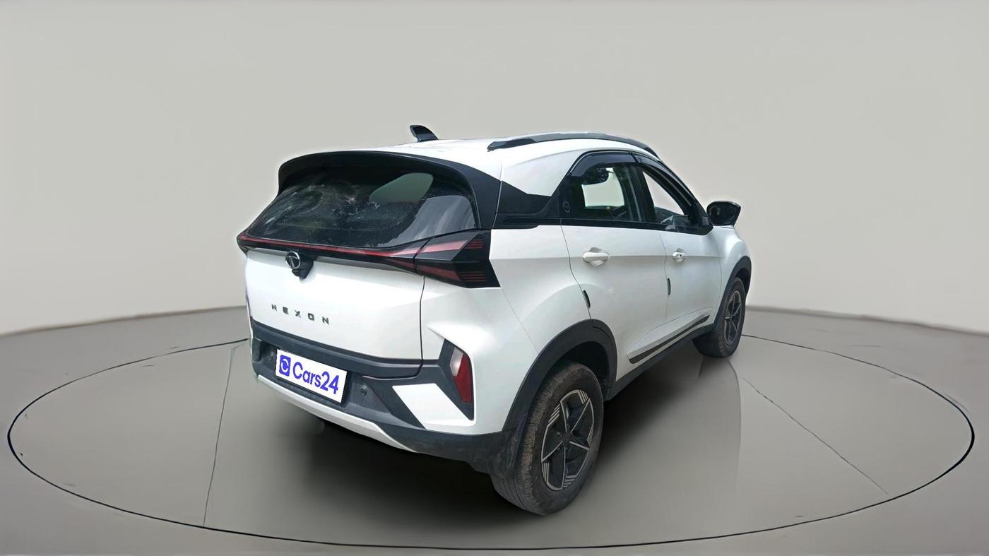 2023 Tata NEXON CREATIVE+ SUNROOF AMT 1.2 PETROL, Petrol, Automatic, 17,970 km, exterior