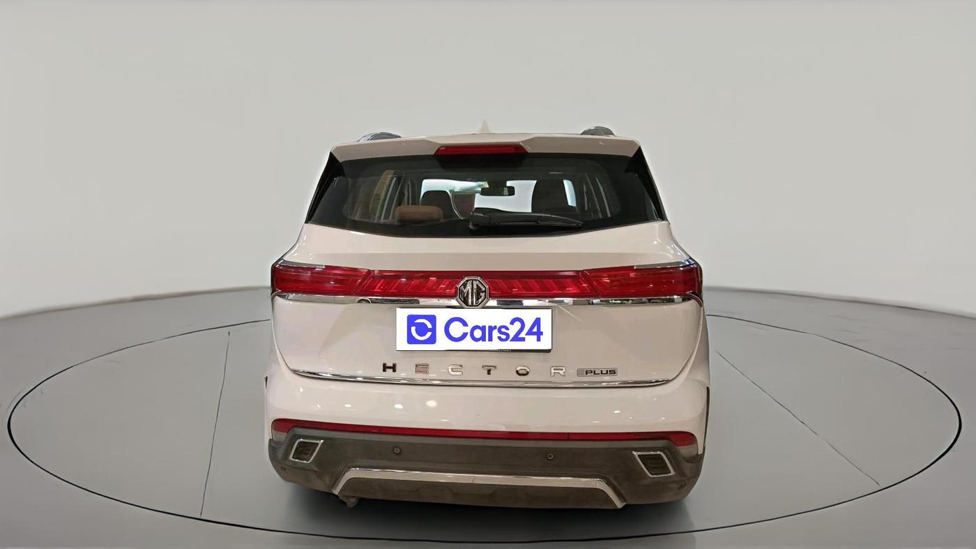 2025 MG HECTOR PLUS SHARP PRO 1.5 PETROL TURBO CVT 7 STR, Petrol, Automatic, 7,581 km, exterior