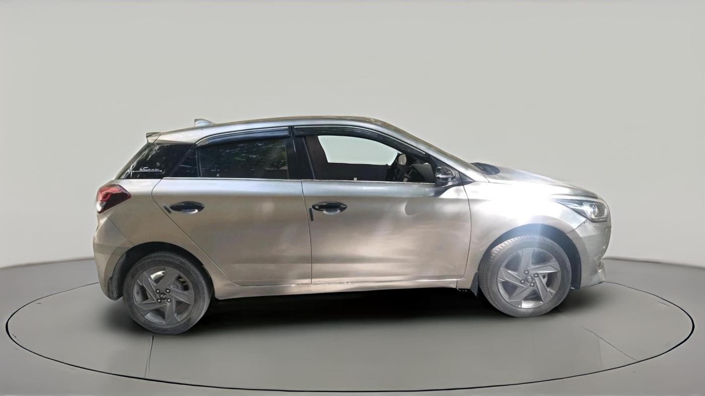 2017 Hyundai Elite i20 SPORTZ 1.4 CRDI, Diesel, Manual, 1,30,107 km, exterior
