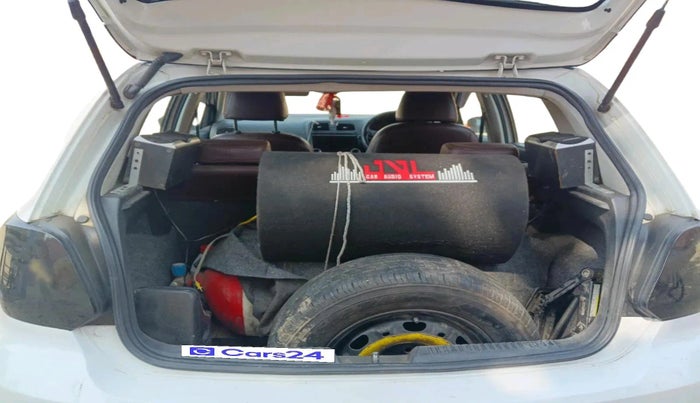 2015 Volkswagen Polo COMFORTLINE 1.2L, CNG, Manual, 60,615 km, exterior