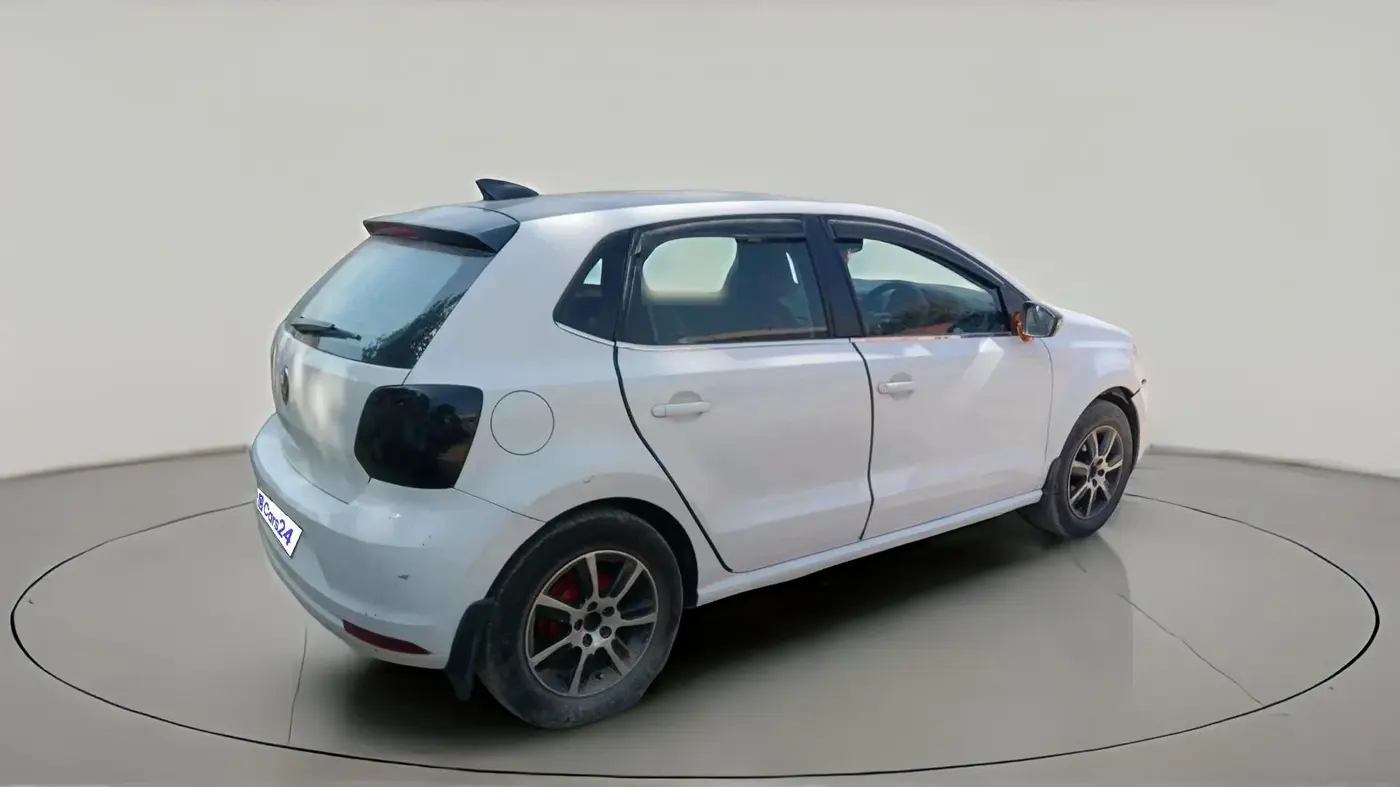 2015 Volkswagen Polo COMFORTLINE 1.2L, CNG, Manual, 60,615 km, exterior