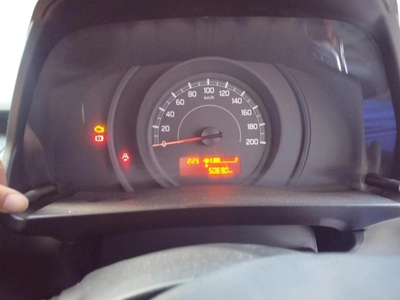 2020 Maruti Swift LXI, Petrol, Manual, 89,819 km, interior
