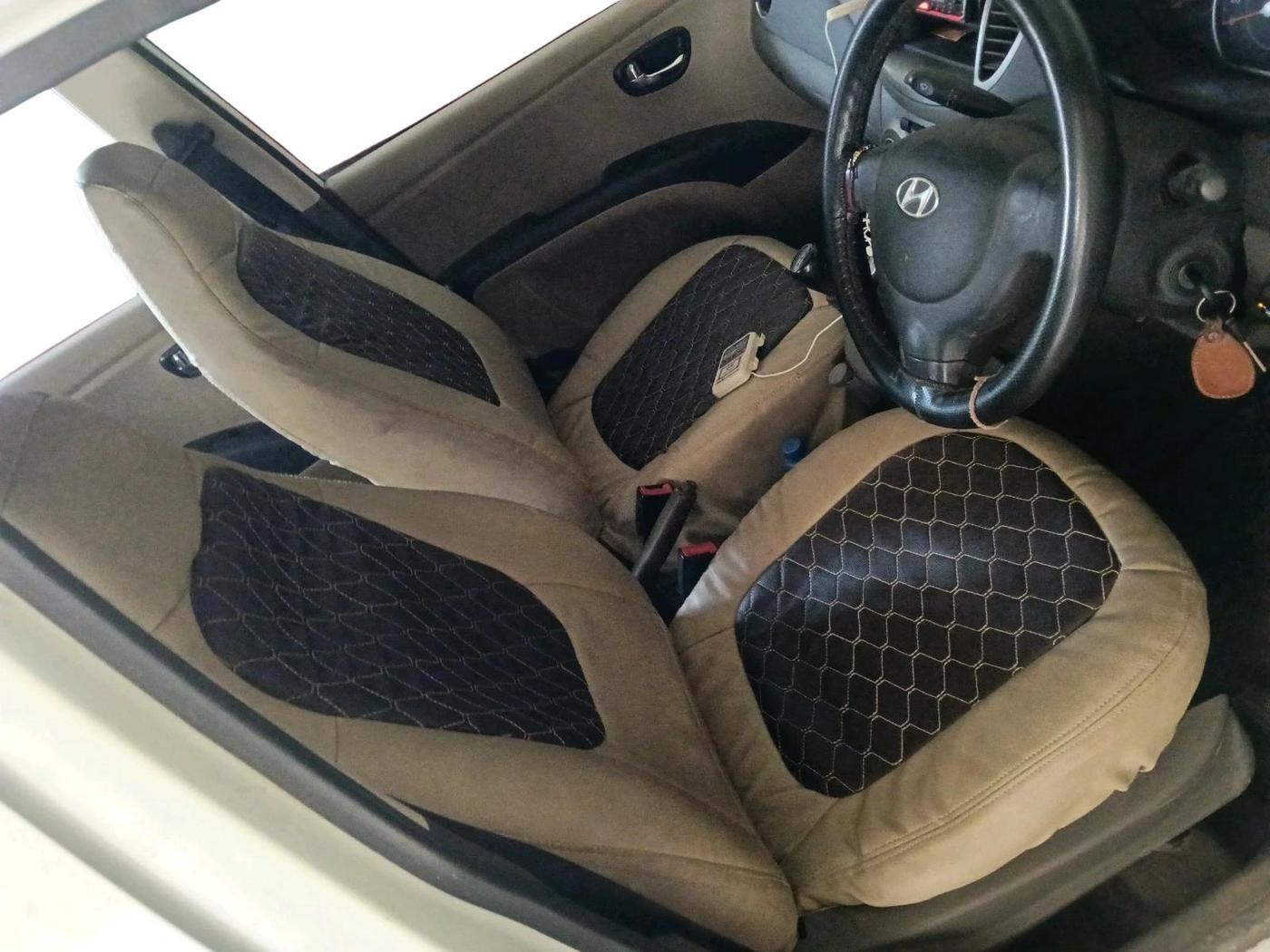 2012 Hyundai i10 MAGNA 1.1, CNG, Manual, 63,705 km, interior
