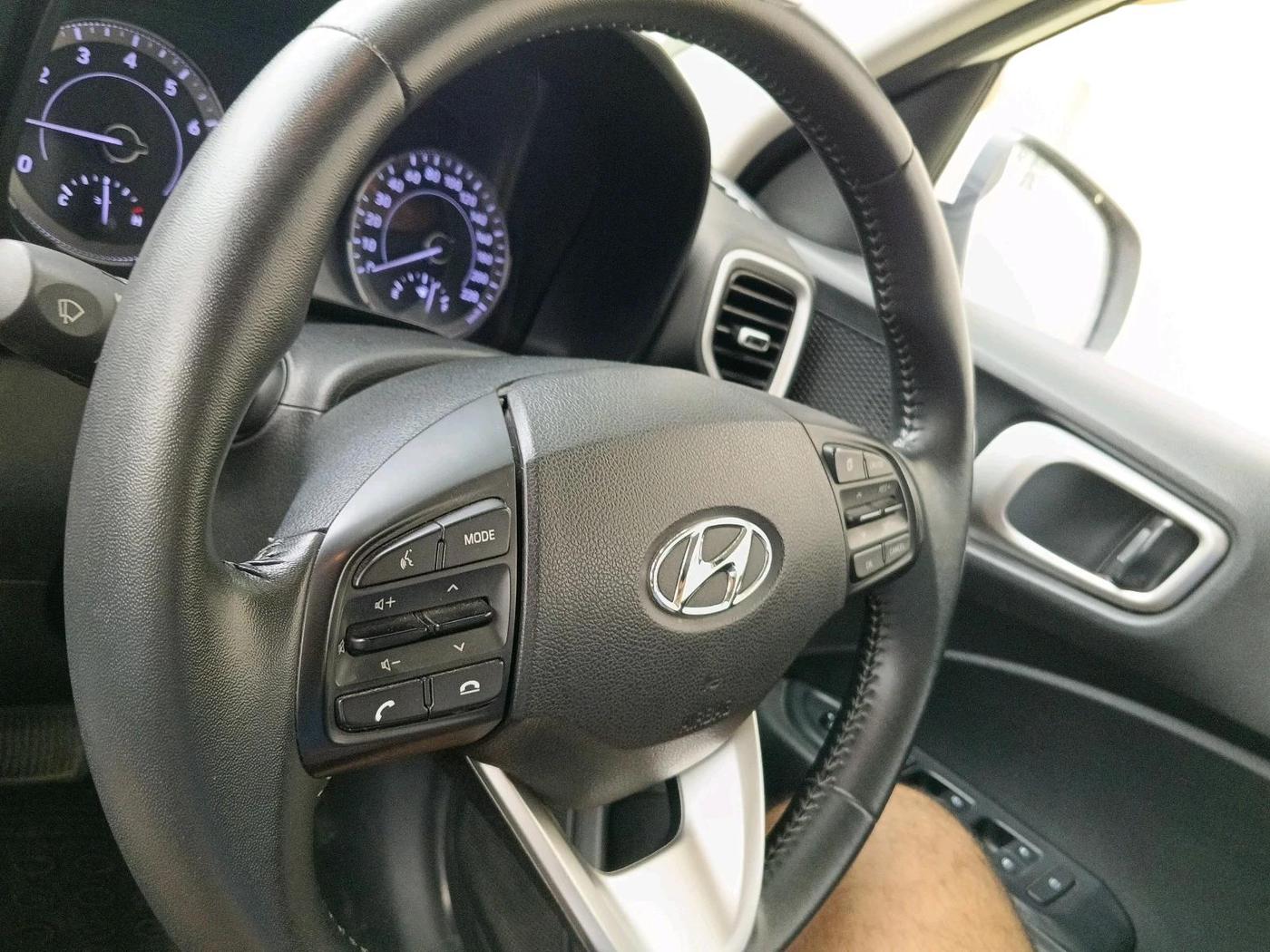 2019 Hyundai VENUE SX PLUS 1.0 TURBO DCT, Petrol, Automatic, 30,934 km, interior