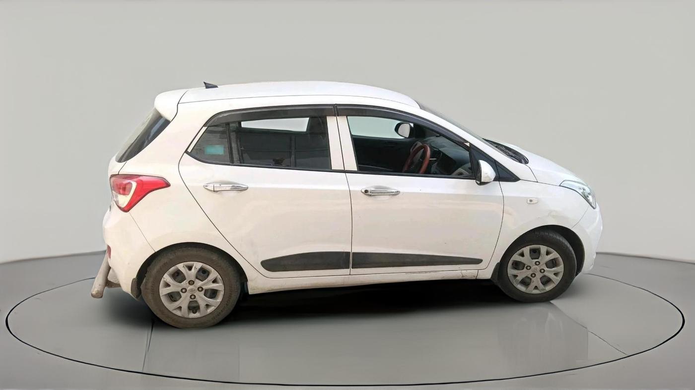 2016 Hyundai Grand i10 MAGNA 1.1 CRDI, Diesel, Manual, 47,543 km, exterior
