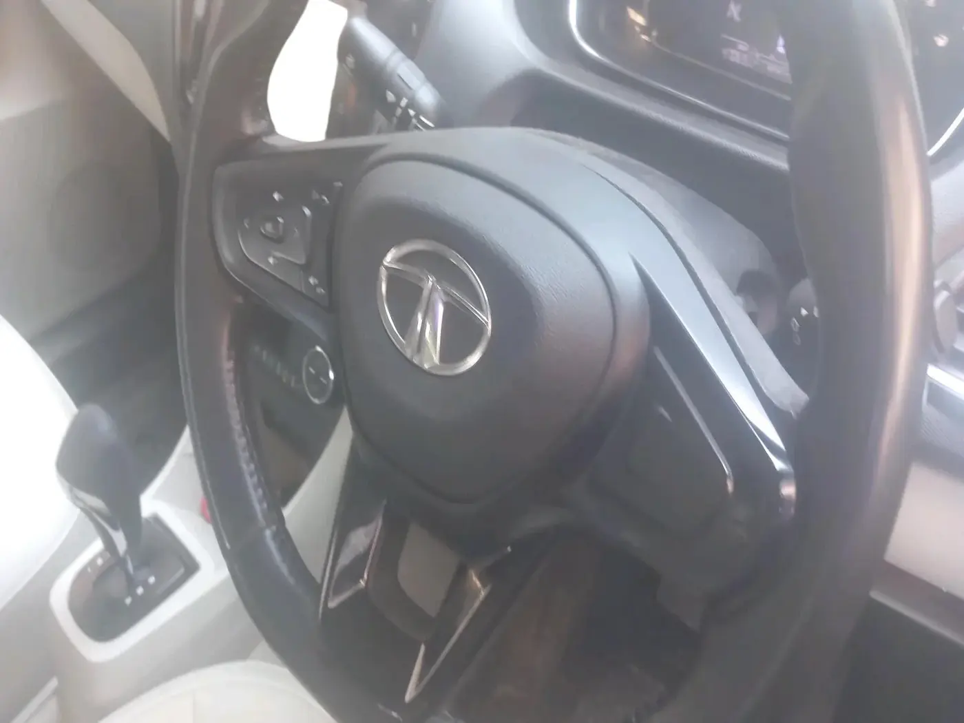 2023 Tata TIGOR XZA PLUS LEATHERETTE, Petrol, Automatic, 47,069 km, interior