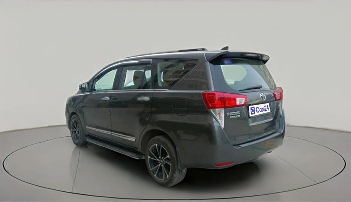 2022 Toyota Innova Crysta 2.4 ZX AT 7 STR, Diesel, Automatic, 66,280 km, exterior
