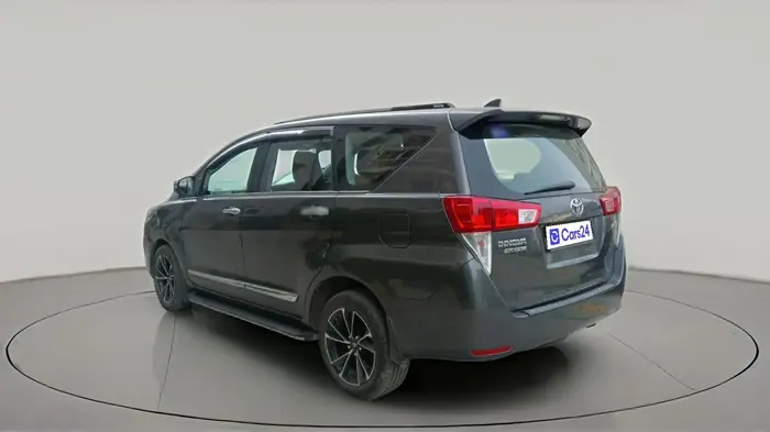 2022 Toyota Innova Crysta 2.4 ZX AT 7 STR, Diesel, Automatic, 66,280 km, exterior